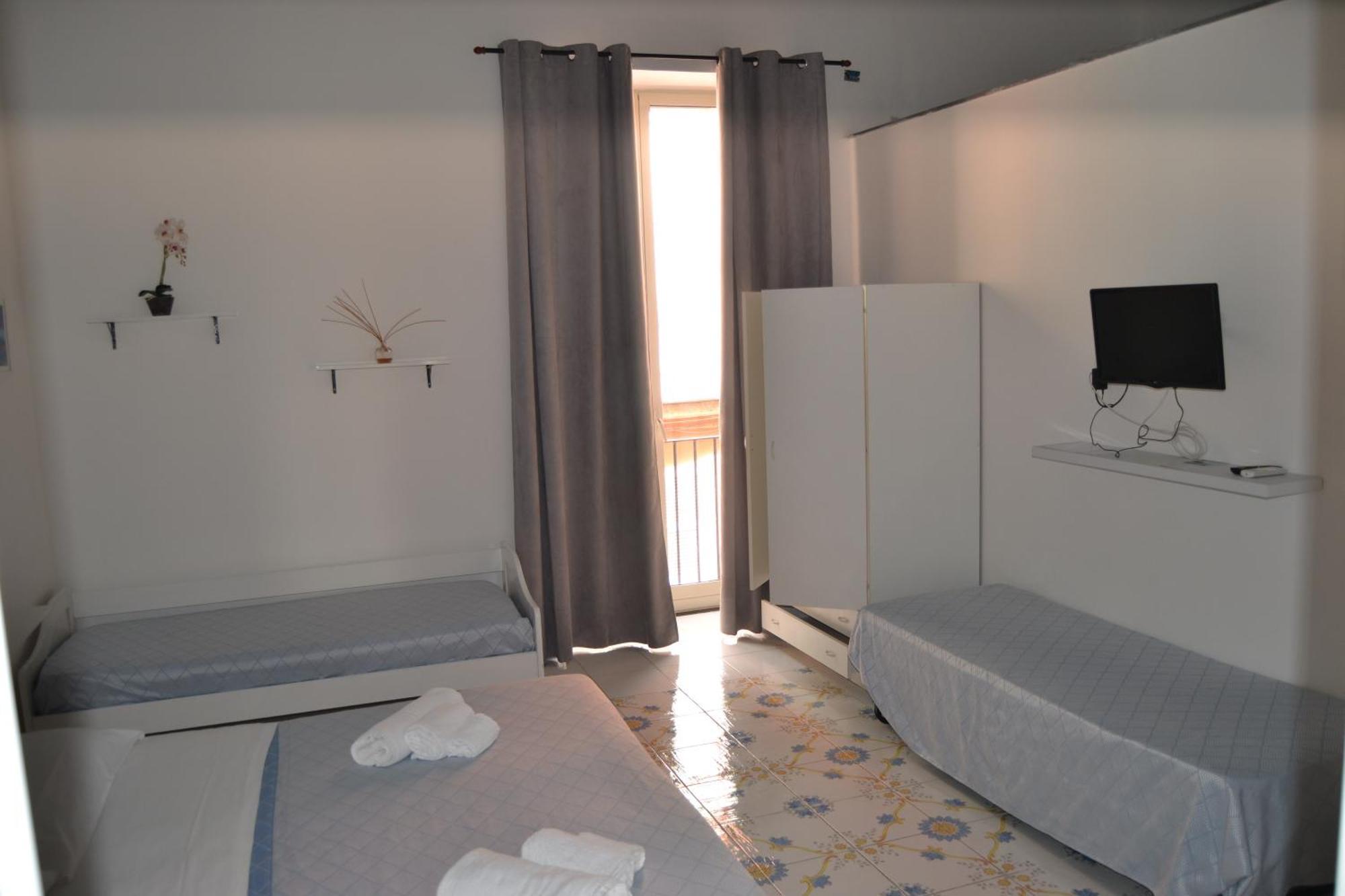 Il Borghetto Apartments&rooms Procida