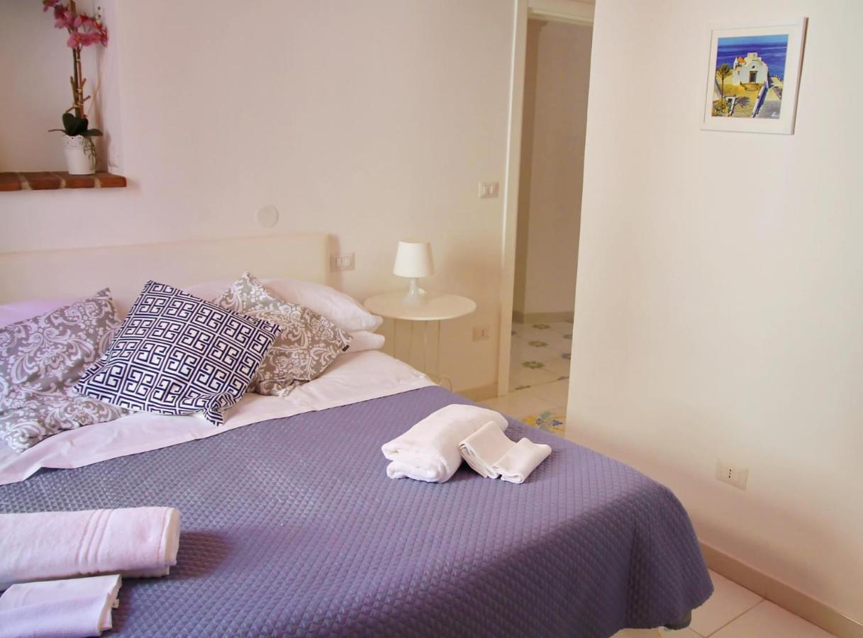 Il Borghetto Apartments&rooms * Procida